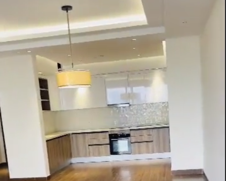 Apartment 004