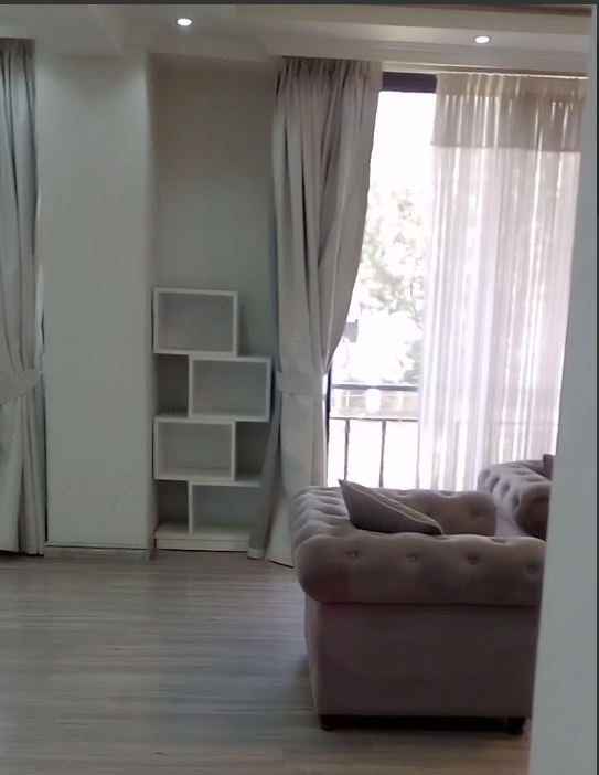 home 003
